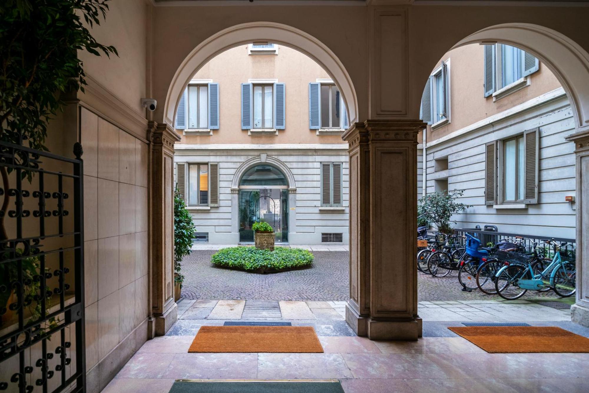 Apartment Real Jewel In Cadorna Milan